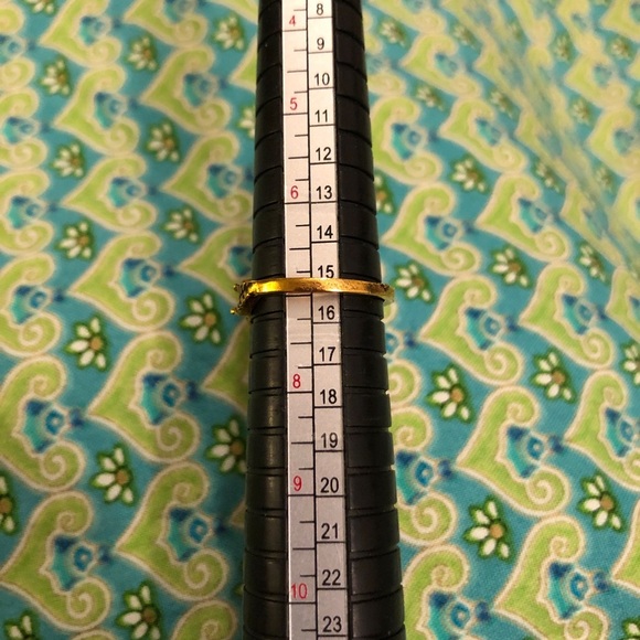 Golden Leaf With Rhinestone Diamond Shape Design Ring - Picture 11 of 11